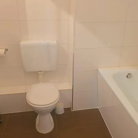 公寓 Johnny's Wohnen Auf Zeit