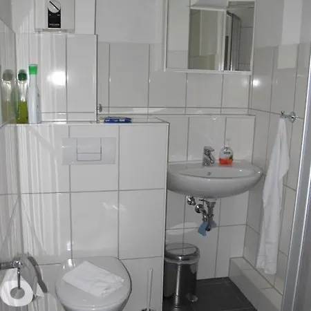 Johnny's Wohnen Auf Zeit Lägenhet