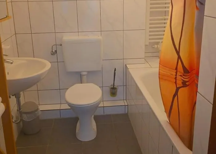 Apartment Johnny's Wohnen Auf Zeit Duisburg